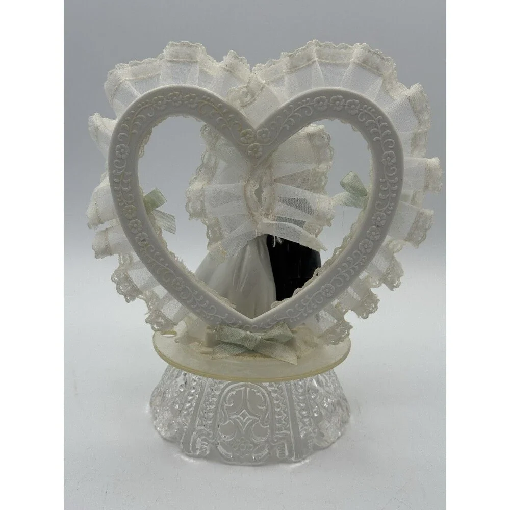 BRIDE & GROOM cute wedding cake-topper vtg 1970s kitschy porcelain figurines